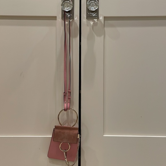 Chloe Faye crossbody pink bag - Picture 13 of 14
